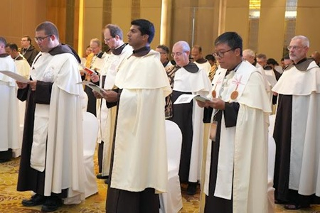 Celebrazione con la Famiglia Carmelitana